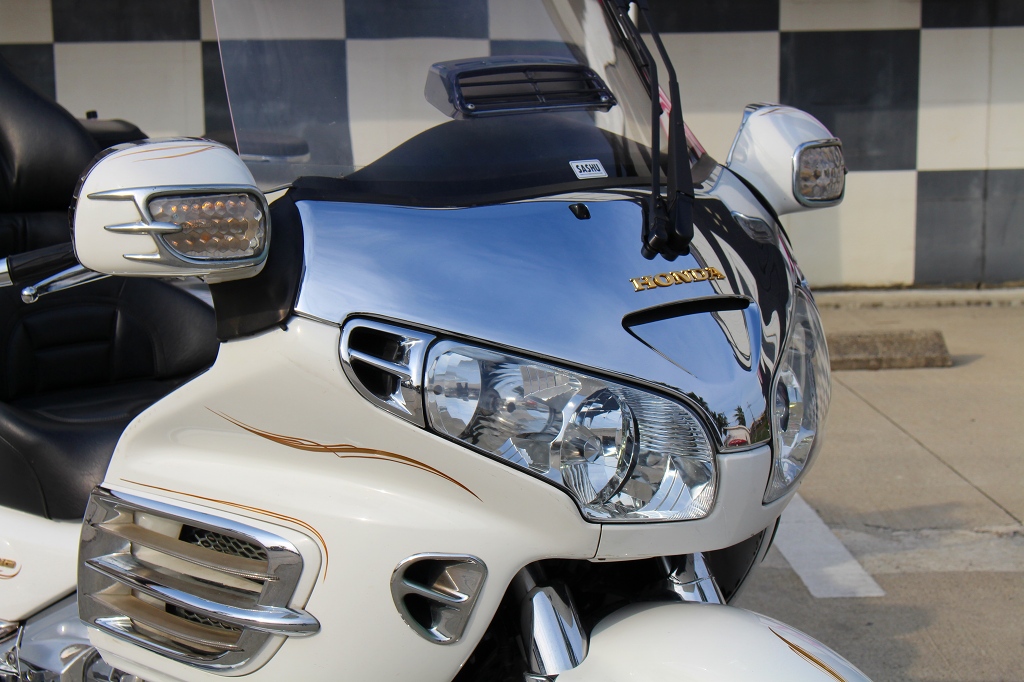 GL1800トライク | SASHU | 京都のトライク・サイドカー・オートバイ販売店 | can-am SPYDERの正規ディーラー