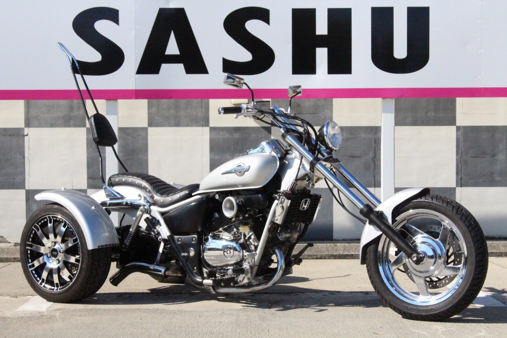 HONDA Vツインマグナ250カスタムトライク